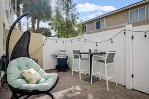 2221 NW 171st Terrace, Pembroke Pines, FL 33028 - Photo 25