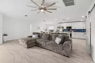 8607 SW 7th Ln, Okeechobee, FL 34974 - Photo 9