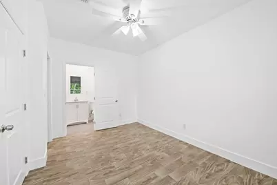 35 SE 12th Street, Dania Beach, FL 33004 - Photo 17