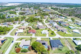 5754 NW Jigsaw Ln, Port Saint Lucie, FL 34986 - Photo 47