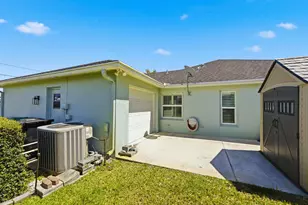 5754 NW Jigsaw Ln, Port Saint Lucie, FL 34986 - Photo 39