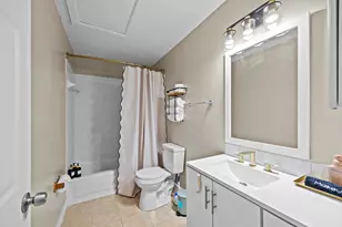 1368 Periwinkle Pl, Wellington, FL 33414 - Photo 19