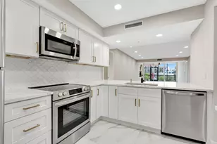 2501 Marina Isle Way, Jupiter, FL 33477 - Photo 9
