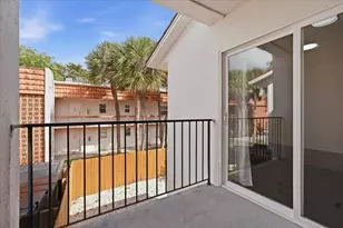 3940 NW 76th Terrace, Davie, FL 33024 - Photo 17