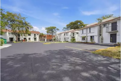 3940 NW 76th Terrace #3940, Davie, FL 33024 - Photo 1