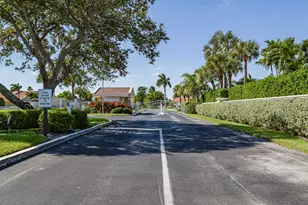 3223 S Lakeview Cir, Hutchinson Island, FL 34949 - Photo 3