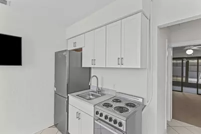 908 Villas Drive #18, Venice, FL 34285 - Photo 9