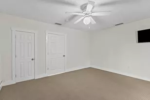 908 Villas Dr, Venice, FL 34285 - Photo 15