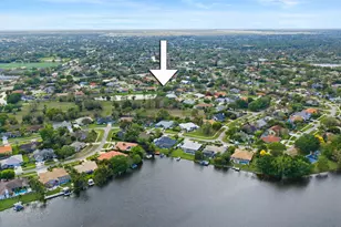 1738 Lindsey Ct, Wellington, FL 33414 - Photo 39