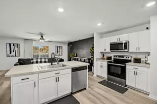 1610 SE Shepard Ln, Port Saint Lucie, FL 34983 - Photo 17