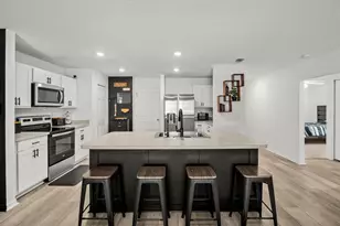 1610 SE Shepard Ln, Port Saint Lucie, FL 34983 - Photo 13