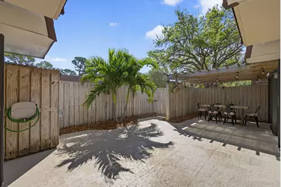 711 7th Lane, Palm Beach Gardens, FL 33418 - Photo 13