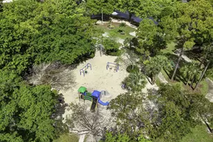 711 7th Ln, Palm Beach Gardens, FL 33418 - Photo 47