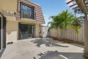 711 7th Ln, Palm Beach Gardens, FL 33418 - Photo 31