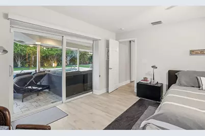 2001 Embassy Drive, West Palm Beach, FL 33401 - Photo 23