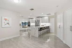 2001 Embassy Dr, West Palm Beach, FL 33401 - Photo 7