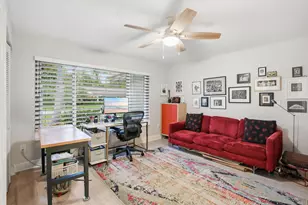 2001 Embassy Dr, West Palm Beach, FL 33401 - Photo 17