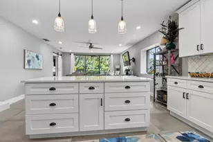 1143 Duncan Cir, Palm Beach Gardens, FL 33418 - Photo 7