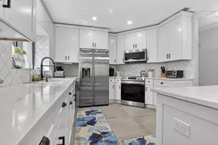 1143 Duncan Cir, Palm Beach Gardens, FL 33418 - Photo 9