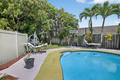 8201 SW 57th Street, Davie, FL 33328 - Photo 39