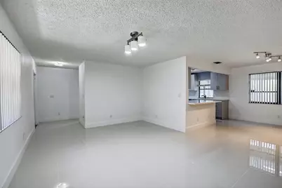 8201 SW 57th Street, Davie, FL 33328 - Photo 5