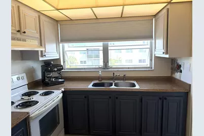 4042 NW 19th Street #409, Lauderhill, FL 33313 - Photo 13