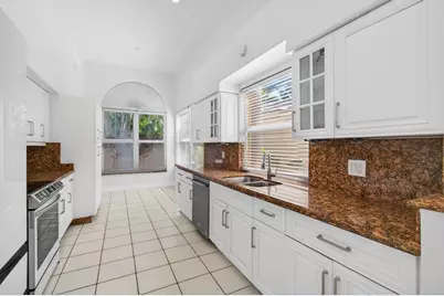 7848 Travelers Tree Drive, Boca Raton, FL 33433 - Photo 11
