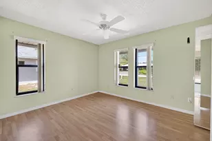 1010 SE Damask Ave, Port Saint Lucie, FL 34983 - Photo 23