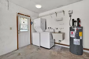 1010 SE Damask Ave, Port Saint Lucie, FL 34983 - Photo 27