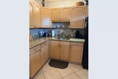 2562 Garden Drive N #305, Lake Worth Beach, FL 33461 - Photo 5