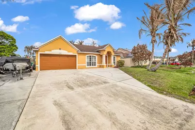 157 NE Jettie Terrace, Port Saint Lucie, FL 34983 - Photo 3