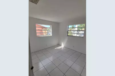 5320 NE 9th Avenue, Deerfield Beach, FL 33064 - Photo 3