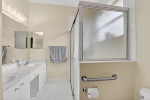 10612 Royal Caribbean Cir, Boynton Beach, FL 33437 - Photo 25