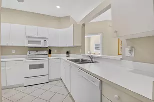 10612 Royal Caribbean Cir, Boynton Beach, FL 33437 - Photo 15