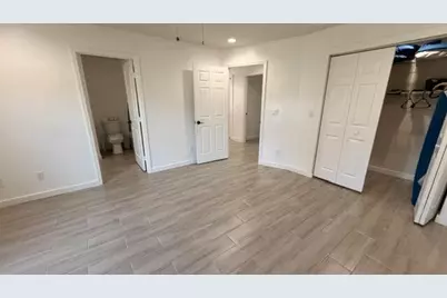 2490 SW Bayshore Boulevard, Port Saint Lucie, FL 34984 - Photo 23