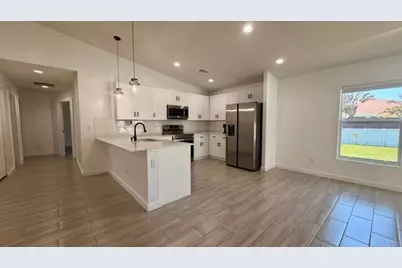 2490 SW Bayshore Boulevard, Port Saint Lucie, FL 34984 - Photo 3
