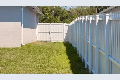 2490 SW Bayshore Boulevard, Port Saint Lucie, FL 34984 - Photo 35