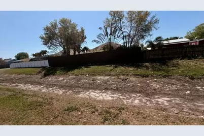2490 SW Bayshore Boulevard, Port Saint Lucie, FL 34984 - Photo 33