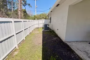 2490 SE Bayshore Blvd, Port Saint Lucie, FL 34984 - Photo 31