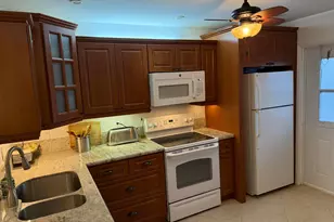 300 NE 14th Ave, Hallandale Beach, FL 33009 - Photo 3