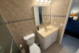 300 NE 14th Ave, Hallandale Beach, FL 33009 - Photo 27