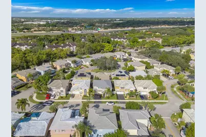 4450 NW 55th Drive, Coconut Creek, FL 33073 - Photo 9