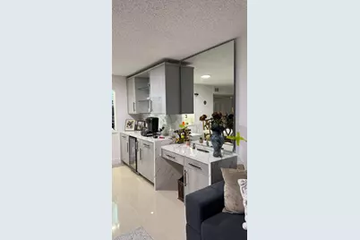 143 S Laurel Drive #604, Margate, FL 33063 - Photo 1
