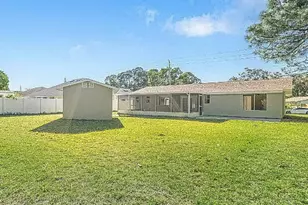 643 NW Grenada St, Port Saint Lucie, FL 34983 - Photo 7