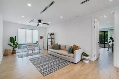 719 N Victoria Park Road, Fort Lauderdale, FL 33304 - Photo 9