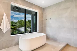 719 N Victoria Park Rd, Fort Lauderdale, FL 33304 - Photo 25