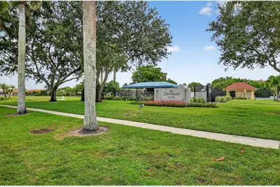 5875 Sun Pointe Circle, Boynton Beach, FL 33437 - Photo 47
