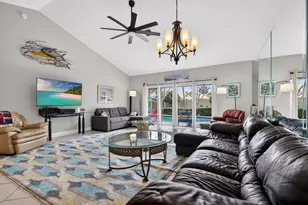 5875 Sun Pointe Cir, Boynton Beach, FL 33437 - Photo 3