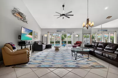 5875 Sun Pointe Circle, Boynton Beach, FL 33437 - Photo 11