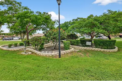 5875 Sun Pointe Circle, Boynton Beach, FL 33437 - Photo 45